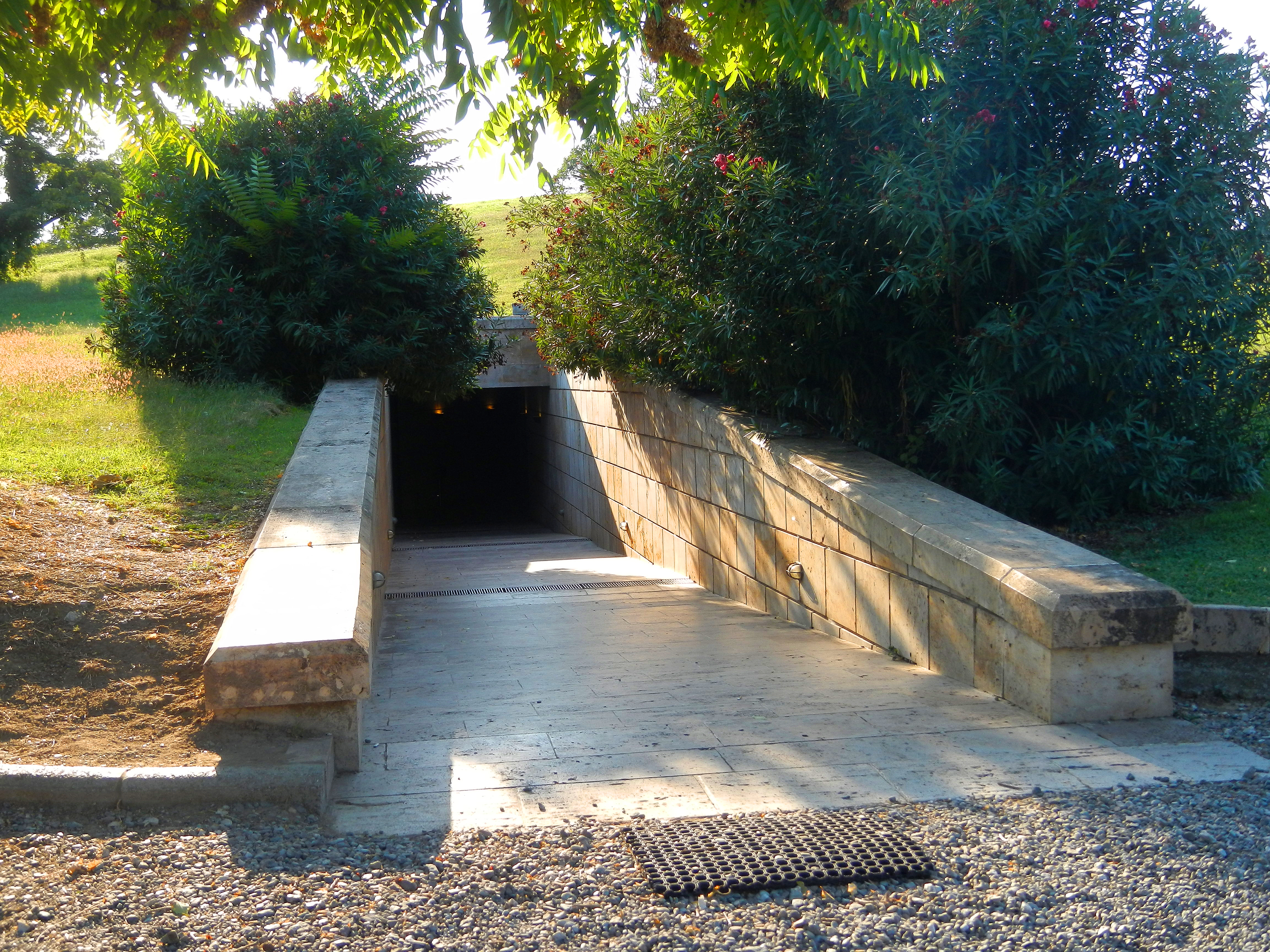 Vergina - Graf van Koning Philippos vader van Alexander de Grote (1).jpg