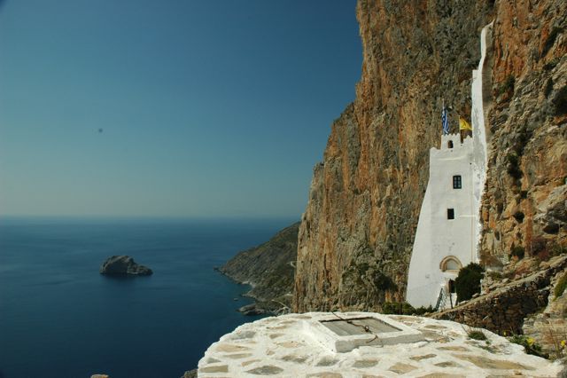 Hozoviotissa klooster Amorgos.jpg