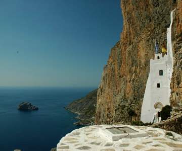 Hozoviotissa klooster Amorgos.jpg