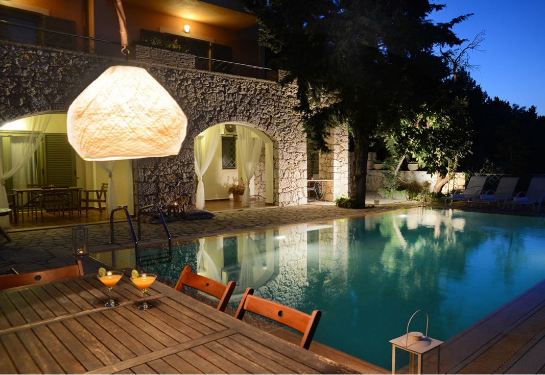 Villa Aethra Zwembad