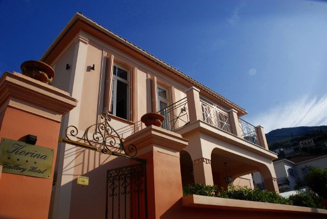 Korina Gallery Hotel (1)