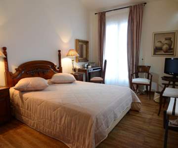 Korina Gallery Hotel Deluxe room Kastos