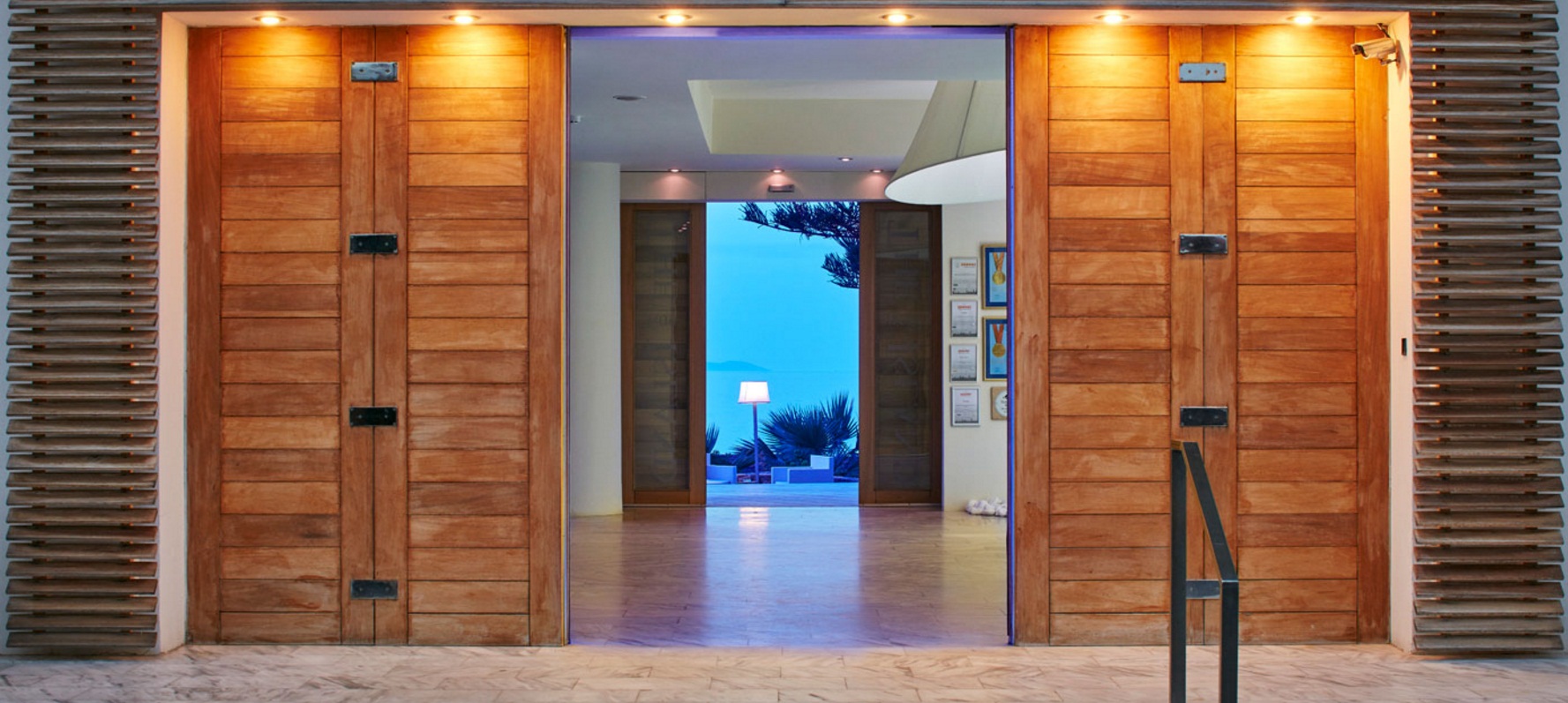 The Island Hotel (1)