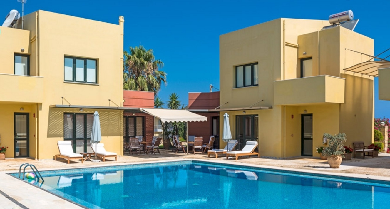 Daphnis Villas Zwembad