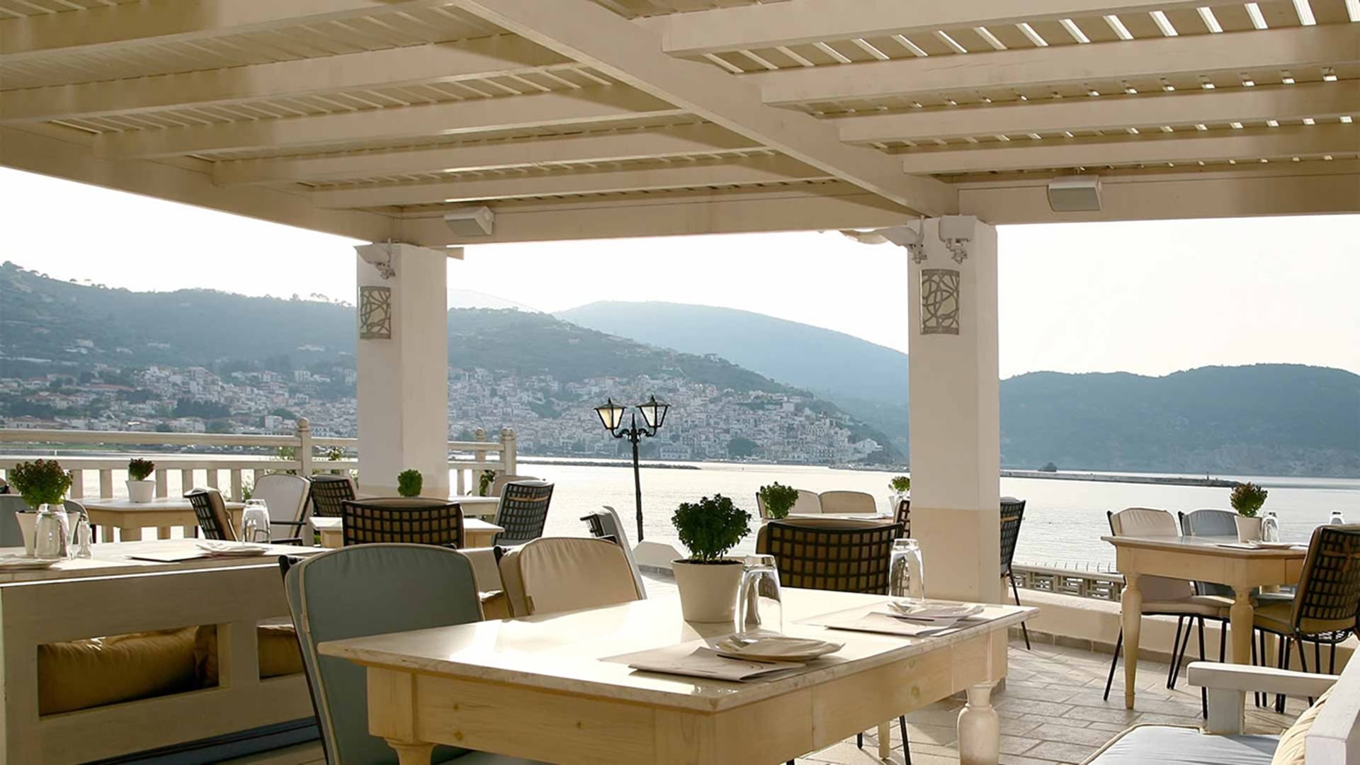 Skopelos Village Hotel - Polyplan Reizen