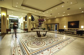 Makedonia Palace Hal