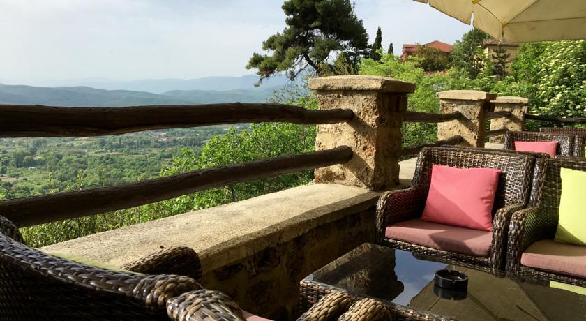 Varosi 4 Seasons Uitzicht