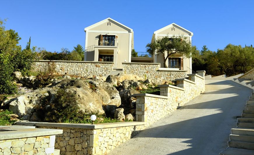 Adastra Ithaca Luxury Suites