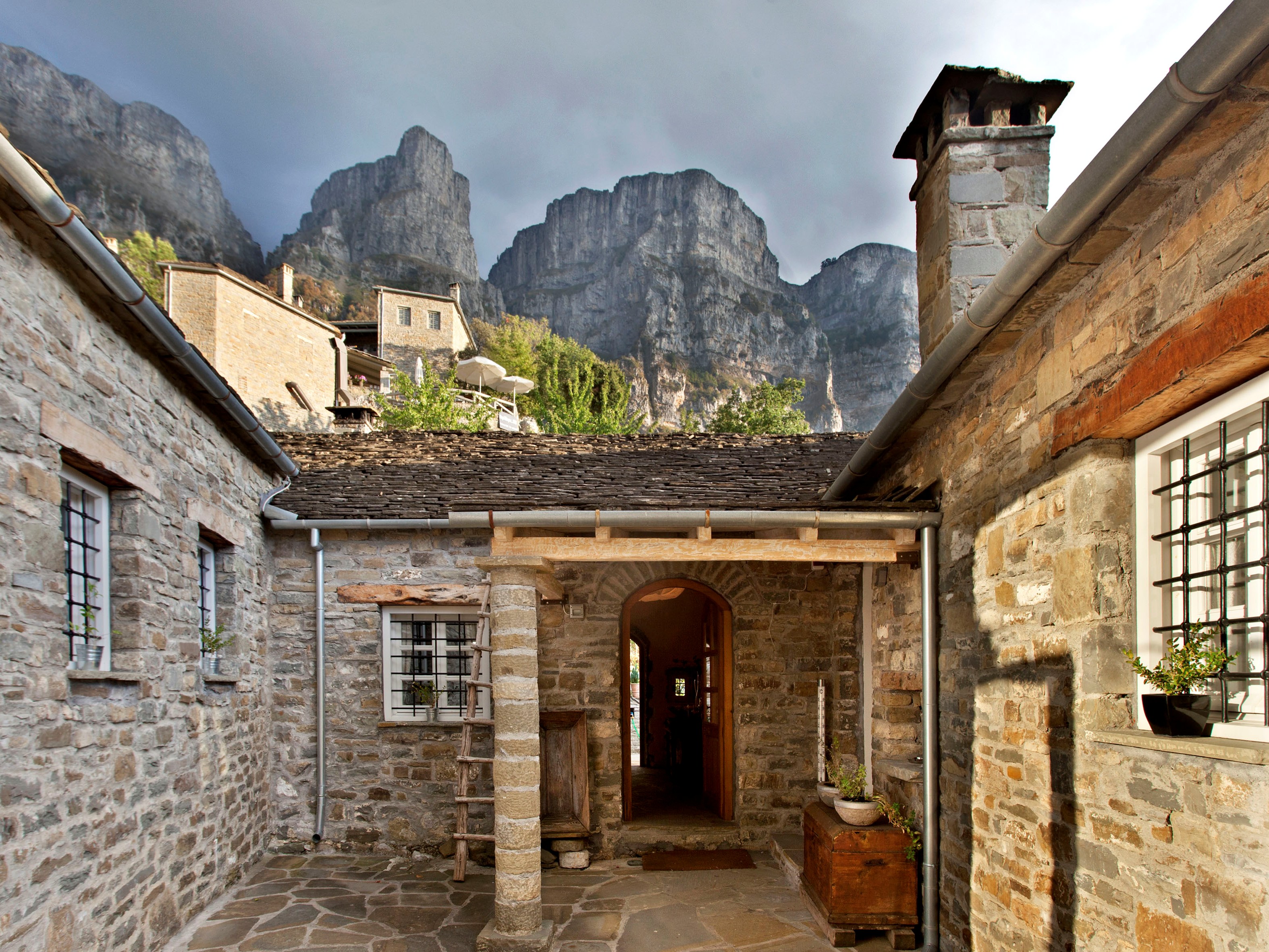 Mikro Papigo 1700 Hotel & Spa