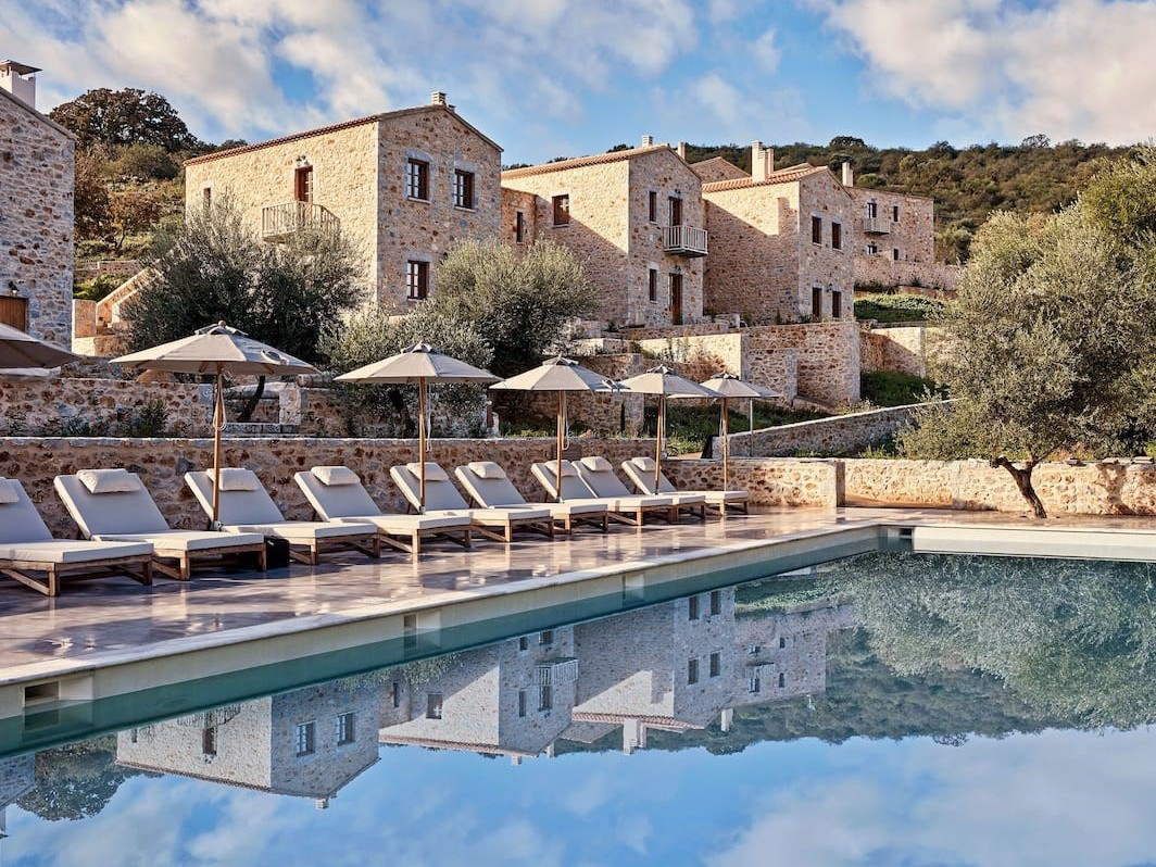 100 Rizes Seaside Resort