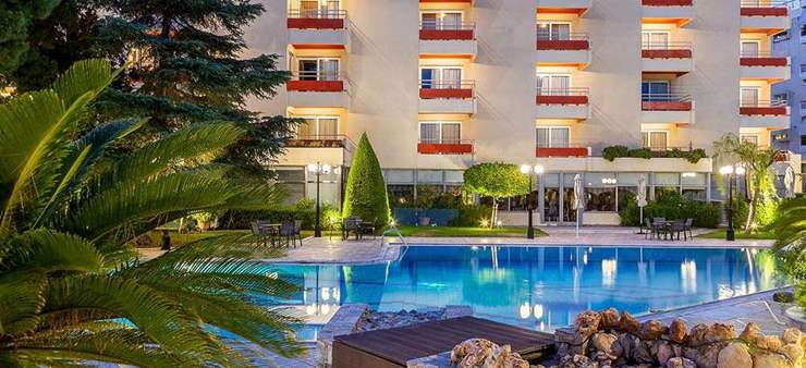 Oasis Hotel & Apartments