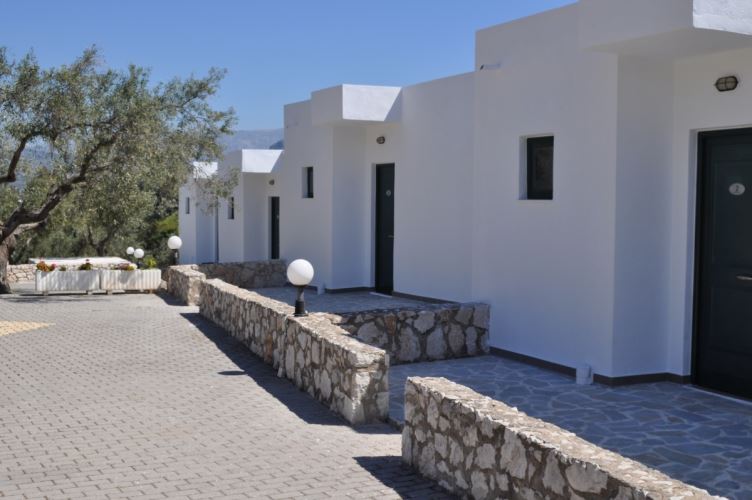 Phaistos Bungalows