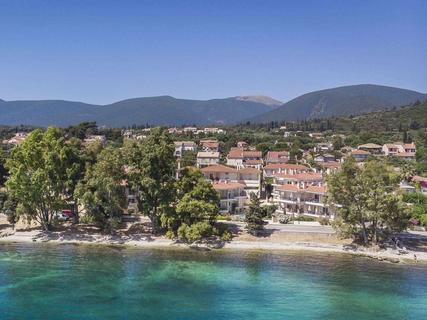 Meliti Waterfront Suites