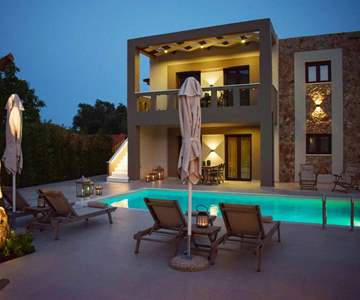 Three Hills Luxury Villa