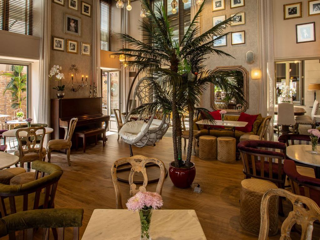 Bistro 17 Restaurant