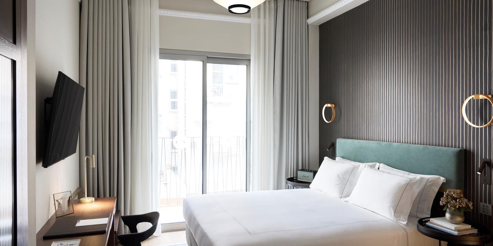 Classic Courtyard Room 1