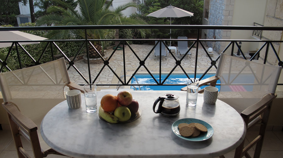 Balkon Stone Built House